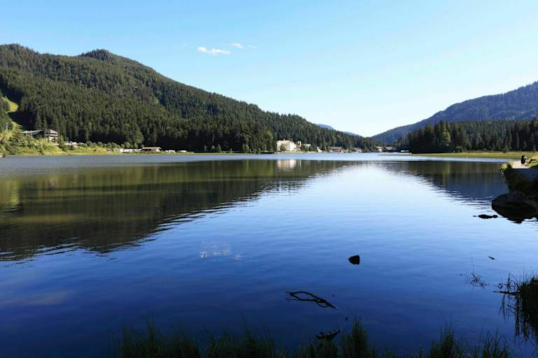 Der Spitzingsee in den Bayerischen Voralpen