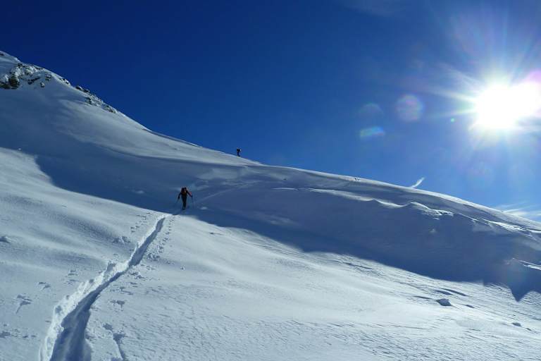 Raus in die Sonne - auch am Nachmittag geht sich eine kleine Skitour aus.
