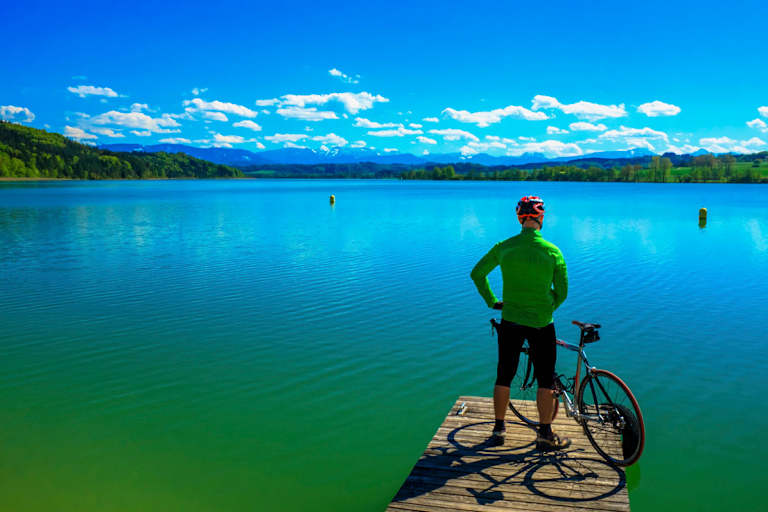Der Waginger See ist ein Naturjuwel in den Chiemgauer Alpen 