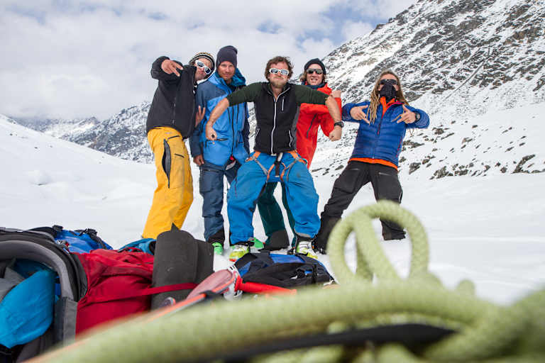 Die Crew von The White Maze 