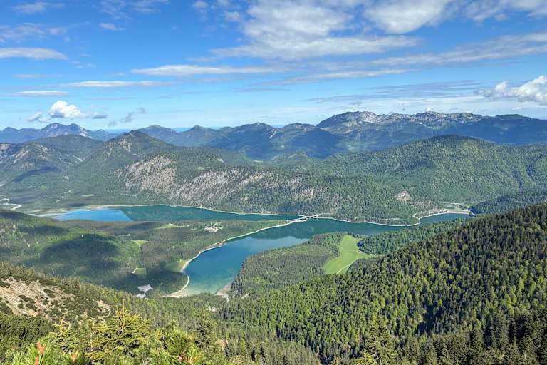 Blick auf den Silvensteinsee im Karwendel