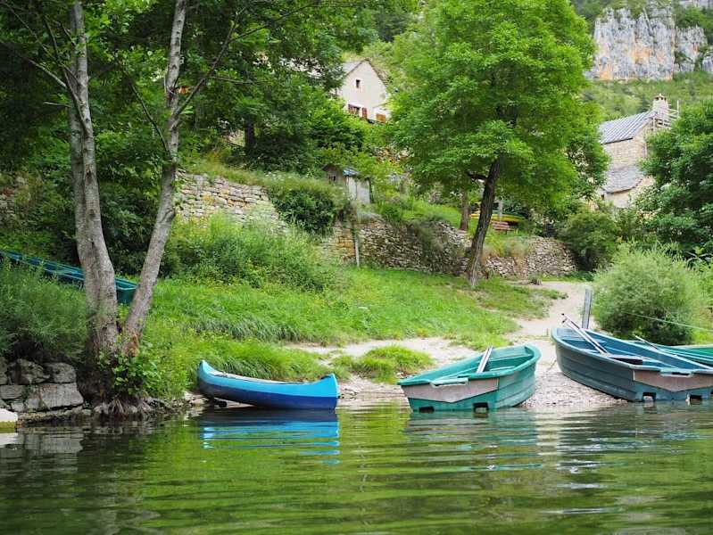 Das Dörfchen Hauterives ist nur mit Boot oder zu Fuß erreichbar