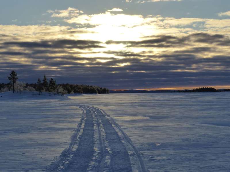 Skiwandern Inarisee Lappland