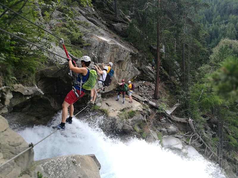 Die letzte Traverse am Ende des Klettersteigs