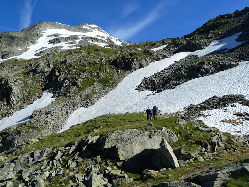 Die Gebirgswelt der Hohen Tauern – im Hintergrund der Ankogel – begeisterte schon um 1860 die Gründer des Alpenvereins