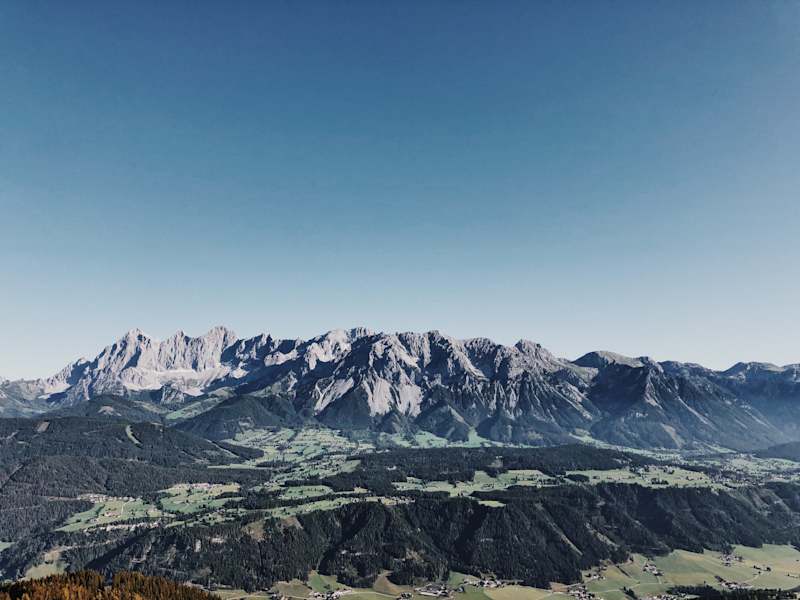 Ernst Merkinger wandert Gletscher zum Wein