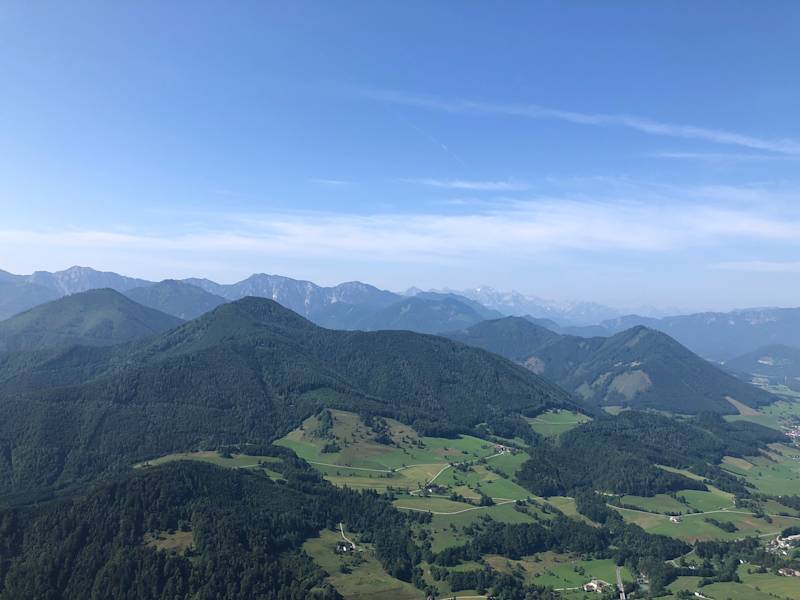 Ausblick beim Gleitschirmfliegen in der Nähe vom Schoberstein