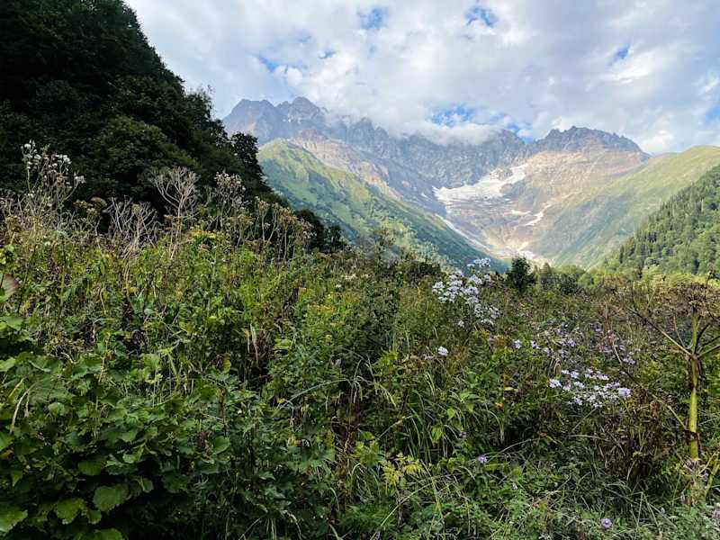 Ana Zirner im Kaukasus: Rauhes Racha – Im Wilden Westen Georgiens