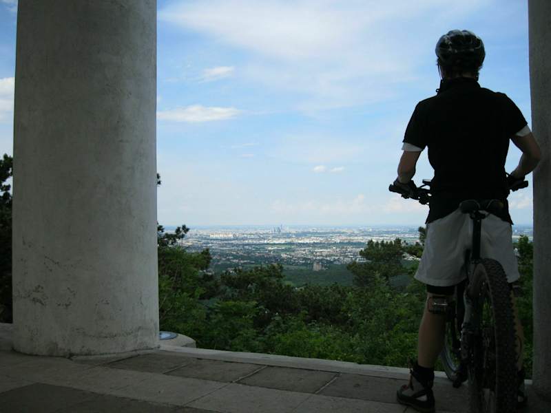 Ausblick vom Husarentempel am Kleinen Anninger