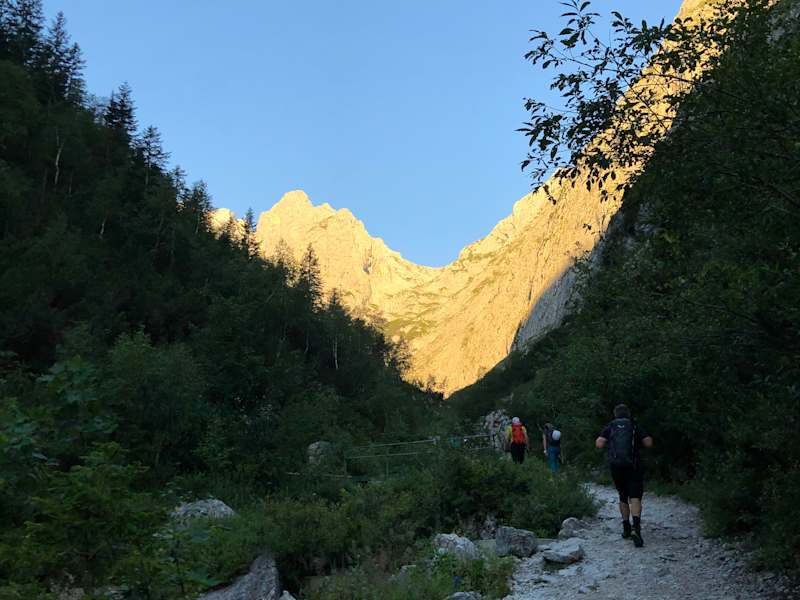 Sonnenaufgang Zugspitzmassiv