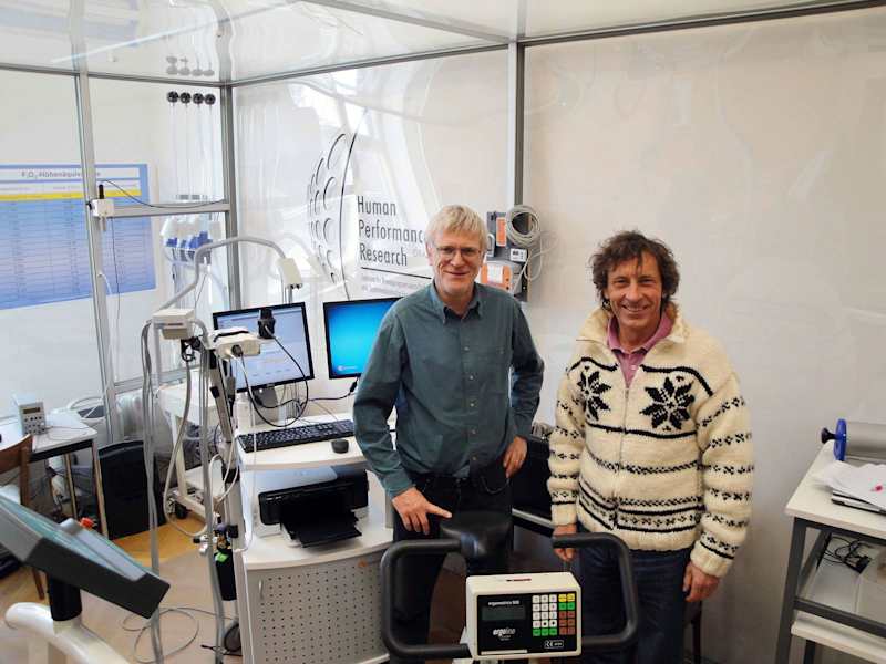 Bergsteigen als Wissenschaft: Dr. Wolfgang Domej (links) und Dr. Wolfram Müller sind profunde Kenner der Höhenmedizin