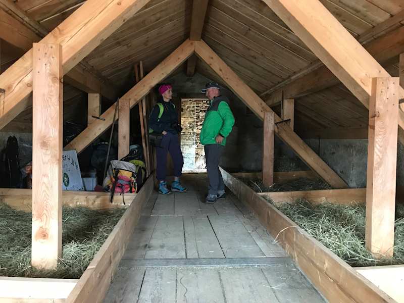 Am Dachboden befand sich ein einfaches Heulager.