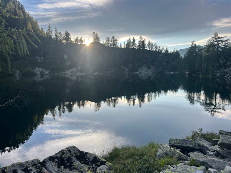 Sonnenuntergang am Lago di Sfii