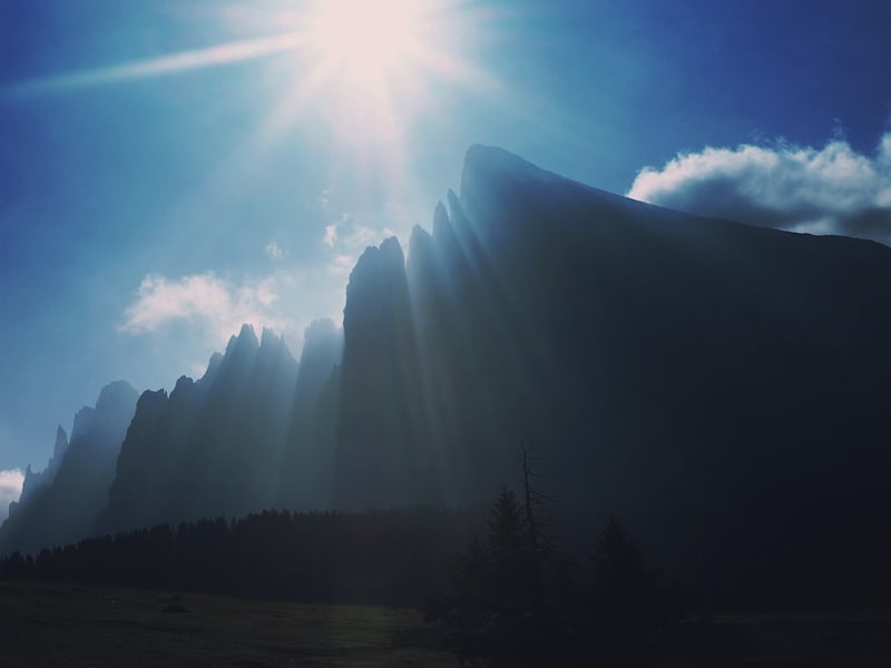 Morgensonne in der Langkofelgruppe