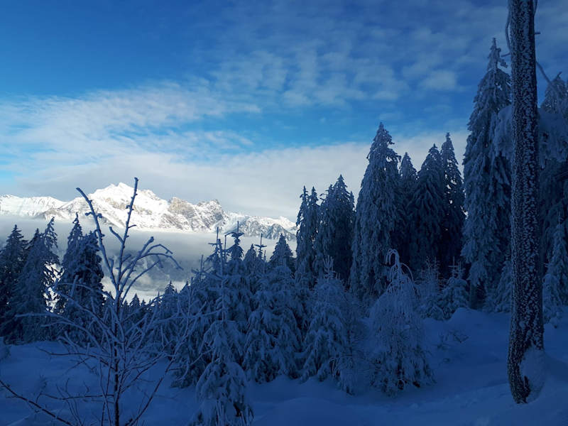 Alles weiß: Das 2.844 m hohe Bergmassiv des Pizol im Kanton St. Gallen