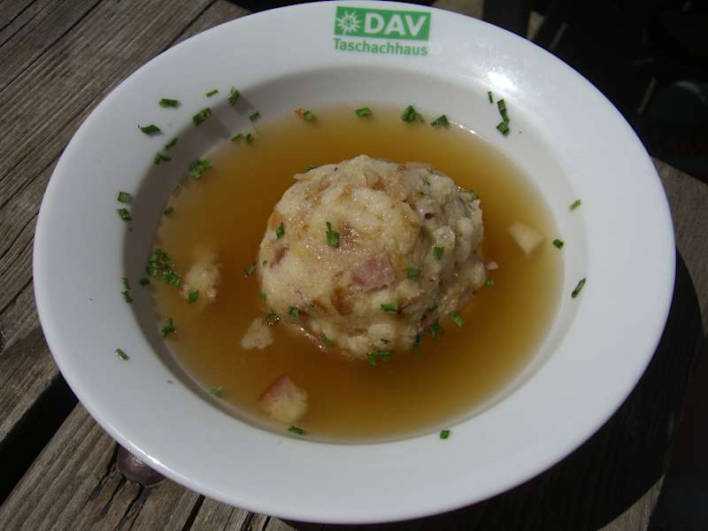 Frische Speisen auf dem Taschachhaus