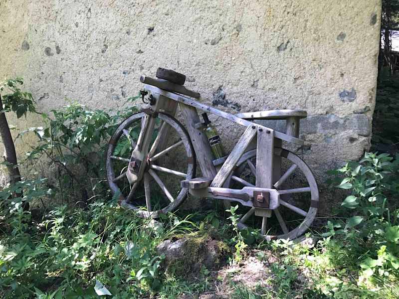 Wie wäre es einmal mit dem „Vino-Bike“ anstelle des „E-Bikes“?