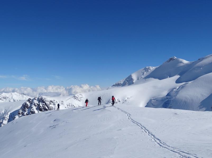 Schneeschuhe auf der Brancahütte