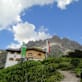 Die Hanauer Hütte vor der Kulisse der Lechtaler Alpen.