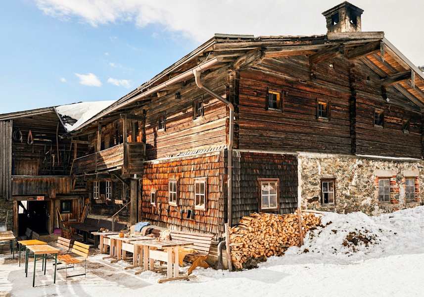 Der urige Halseralmhof.