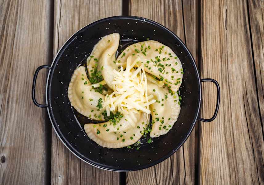 Handgemachte Schlutzkrapfen mit Bärlauch vom Seeufer