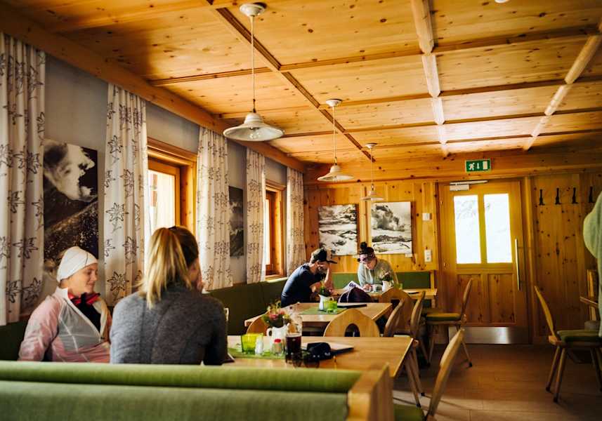 Gemütliche Gaststube im Wildseeloderhaus.