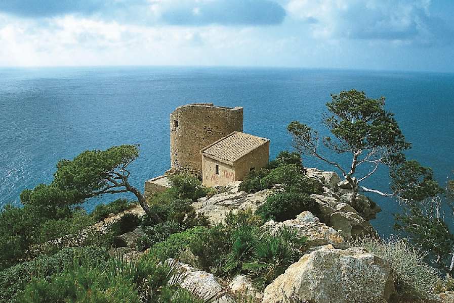 Torre de Cala en Basset
