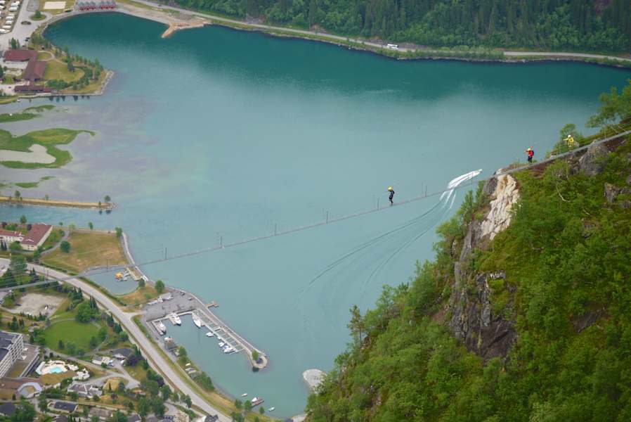 Wandern Klettersteig Fjord Norwegen Bergwelten