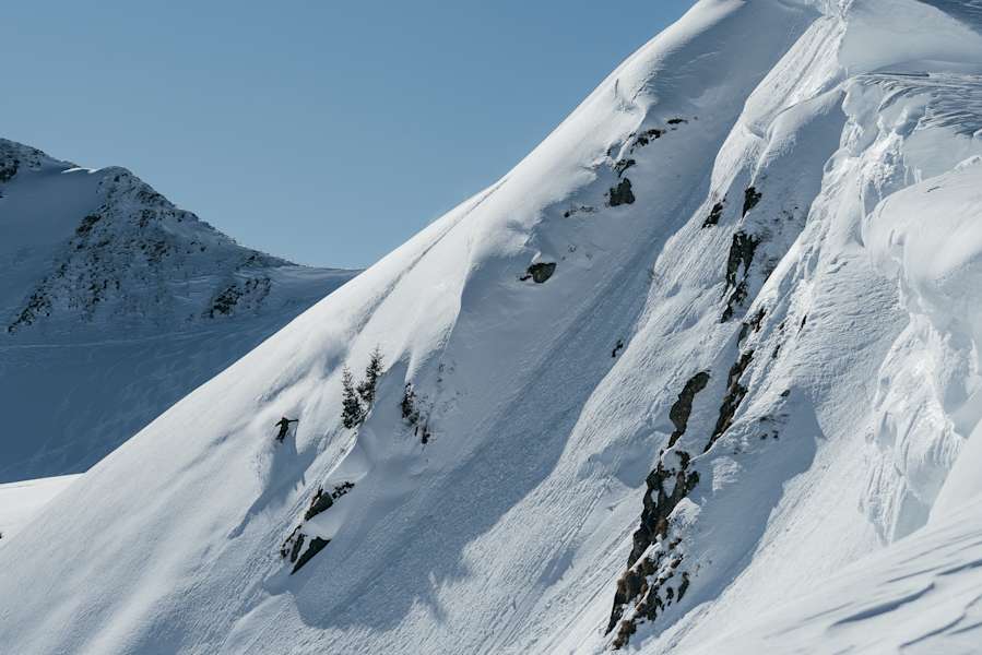 Zwischen Hohem Mahdstein und Hochhörndlerspitze gibt es zahlreiche Flanken für steile Schwünge im frischen Schnee
