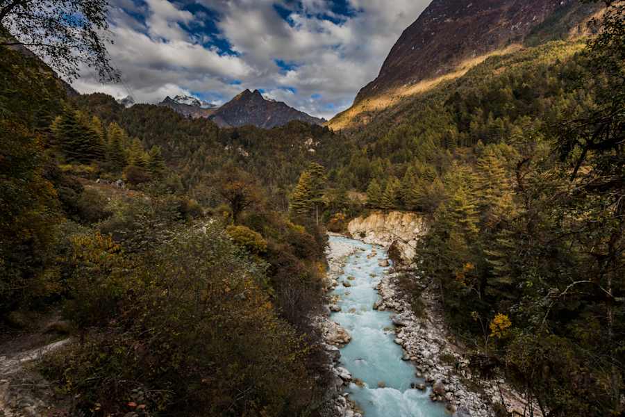 Manaslu Circuit Trek in Nepal