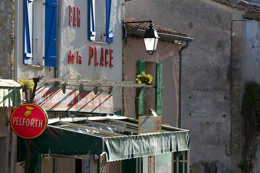 Gästen in La Palud stehen immerhin zwei Bars zur Verfügung