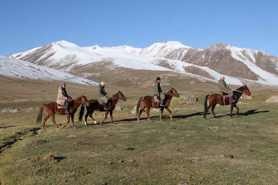 Wandern im wilden Kasachstan