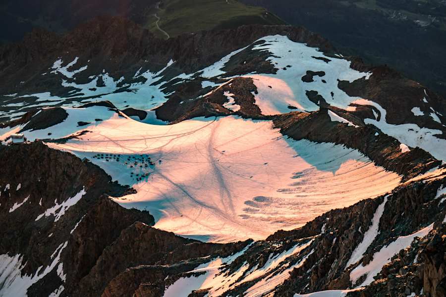 Zelte an der Tête Rousse im Abendrot