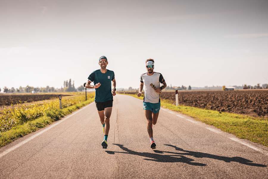 Perkmann und Hermann laufen bei besten Bedingungen aus dem Ort Palmanova, der im ersten Weltkrieg der wichtigste Stützpunkt der Italiener für die Isonzoschlachten war.