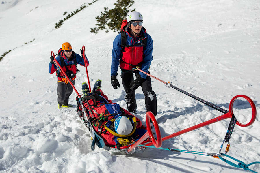 Akia-Patiententransport der Bergwacht Bayern