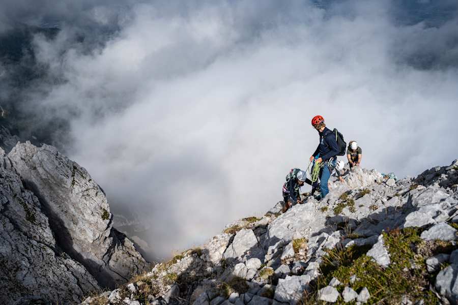 Bergsteiger am Nordost-Grat des Mittagskogels