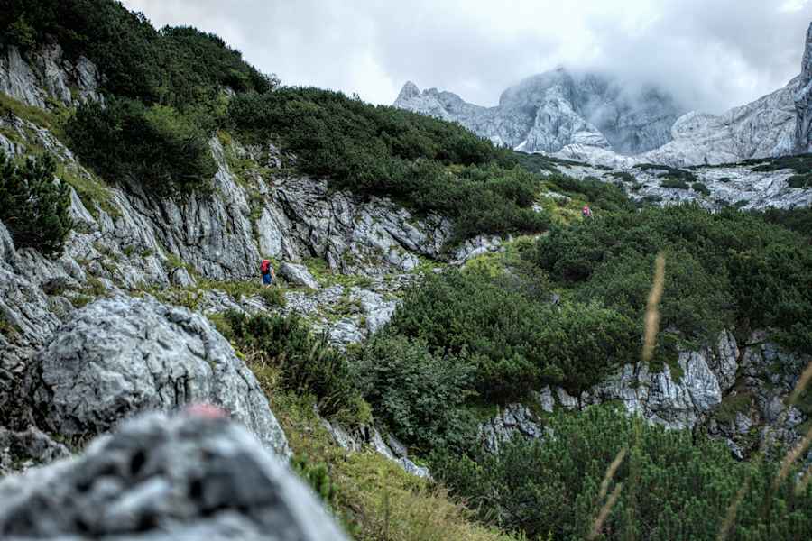 Wir lassen die Gosauseen Richtung Adamekhütte hinter uns