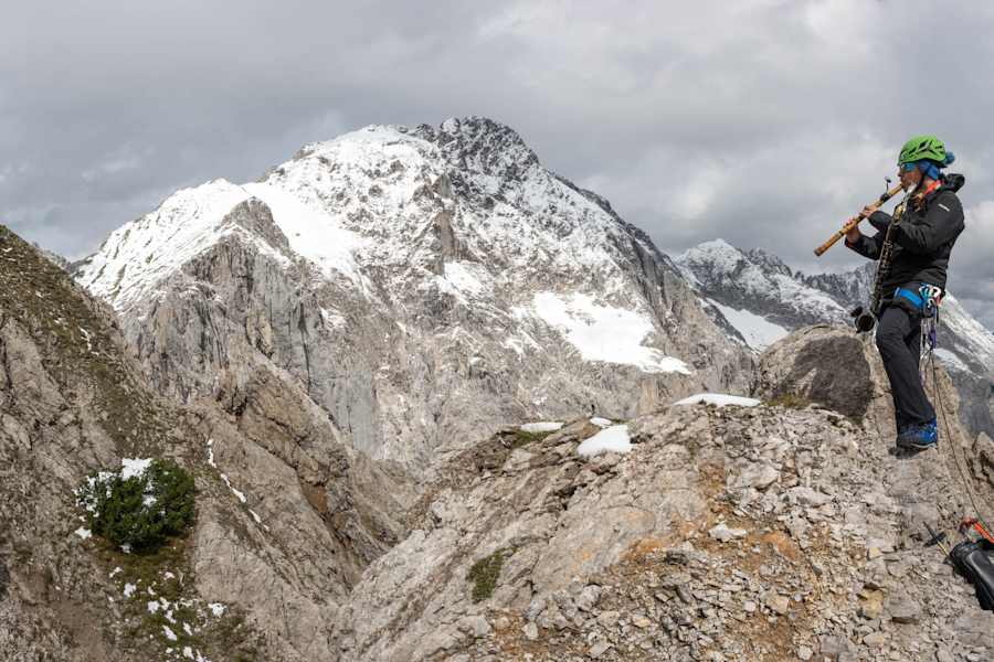 Manu Delago Parasol Peak
