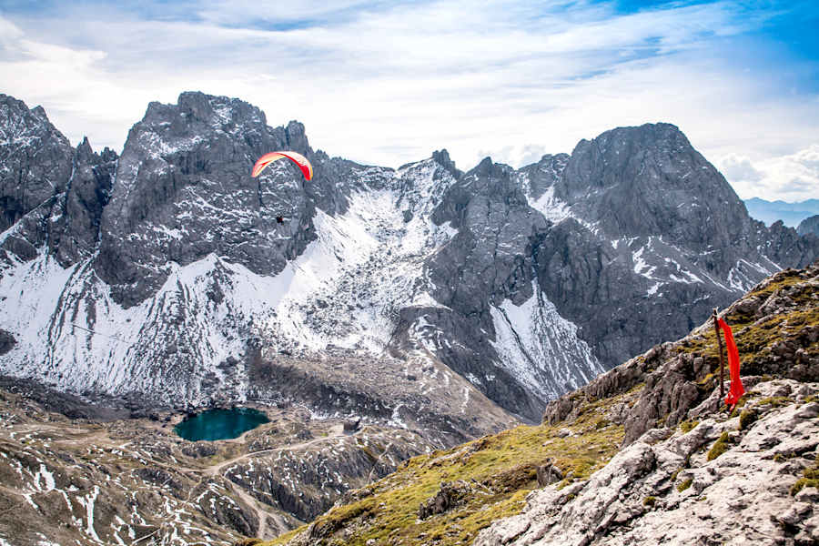 Zwischen Wolken: Hike and Fly über den Lienzer Dolomiten