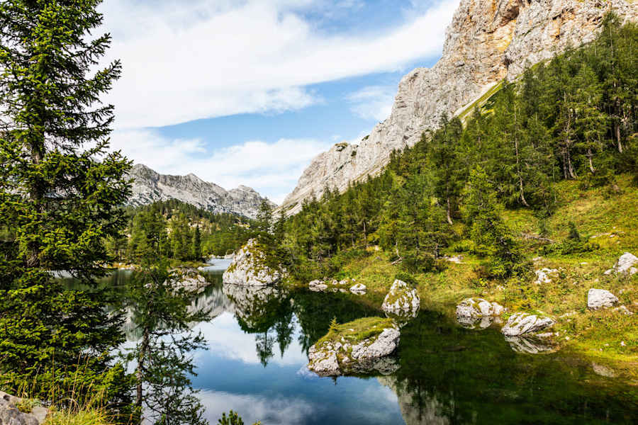 Dvojno Jezero Rundweg