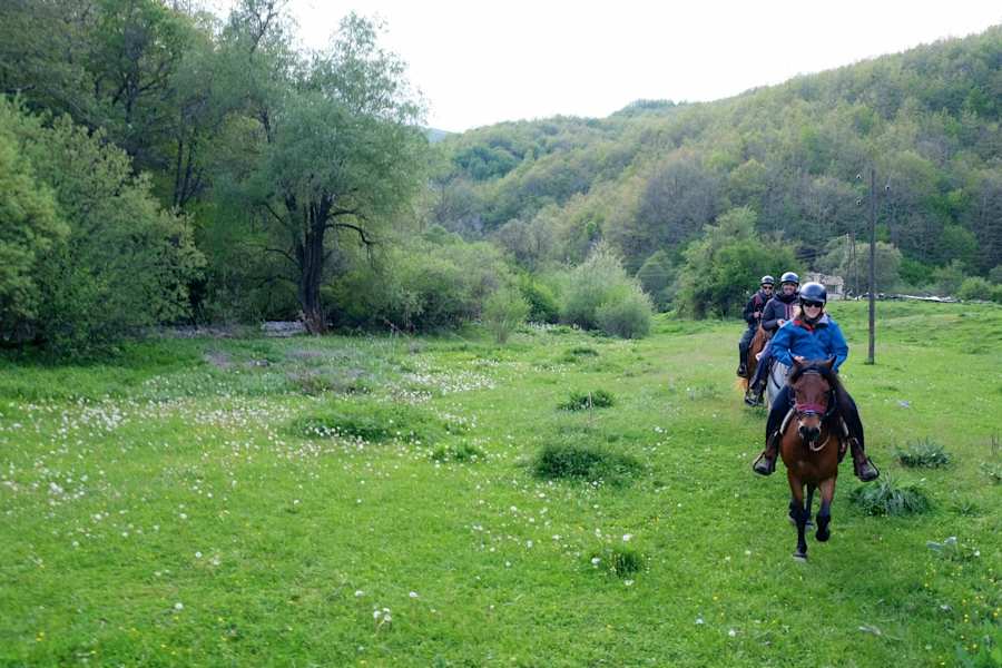 Die Entdeckung der Einsamkeit: Pferdereiten in Mazedonien