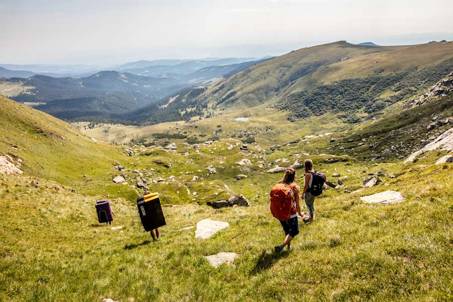 Hinab zu den Granitblöcken des Keeskogel