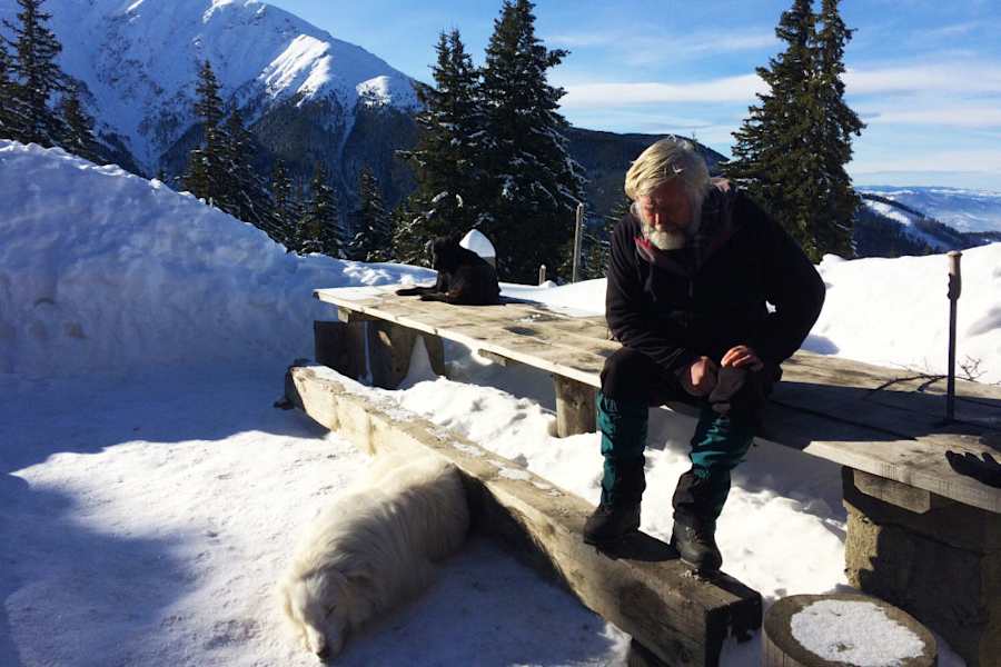 Cabana Bărcaciu: Petru Ioan