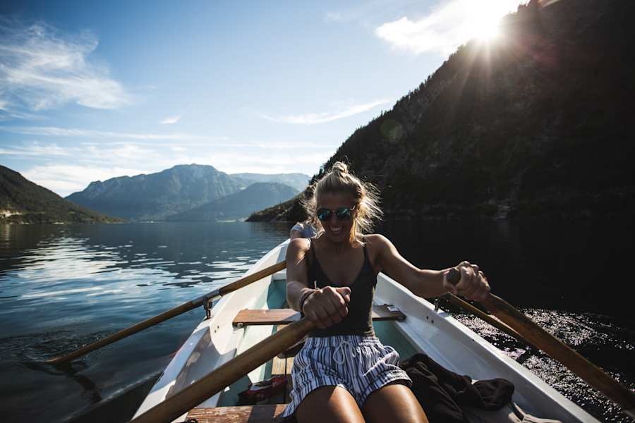 Charly Schwarz: “Ein Ruderboot am Ufer des Achensees (Tirol) ließ schnell das Interesse an der Wanderung zum Bärenkopf erblassen. So ist zum Ende des Tages eines meiner Lieblingsbilder entstanden.“