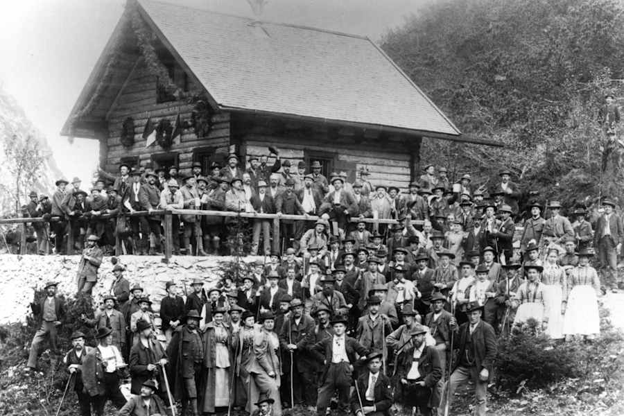 Höllentalangerhütte