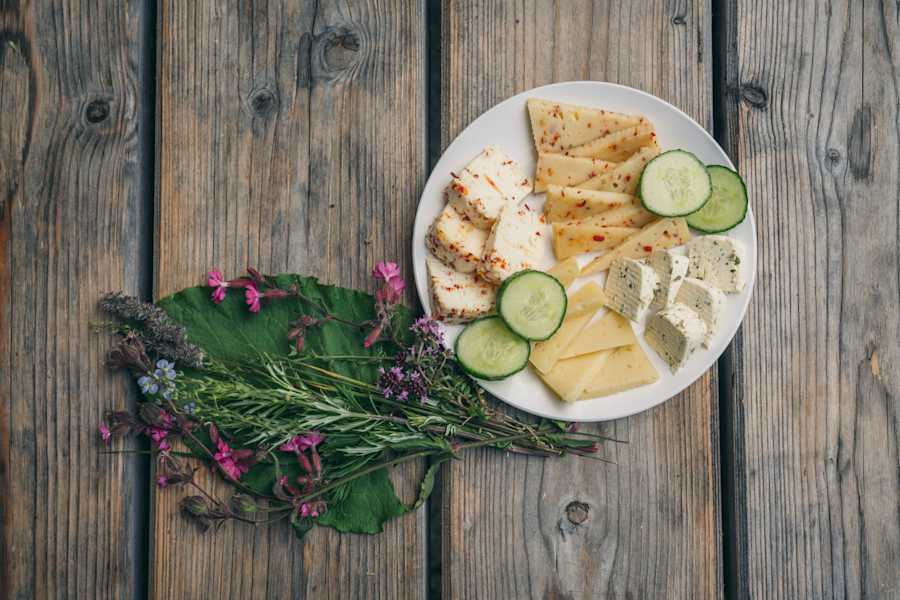 Entlang der Milchstraße am Karnischen Höhenweg genießt man beste Käsesorten, die direkt vor Ort produziert werden.