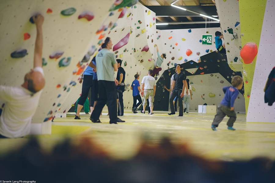 Innenbereich der Kletterhalle Griffig Uster