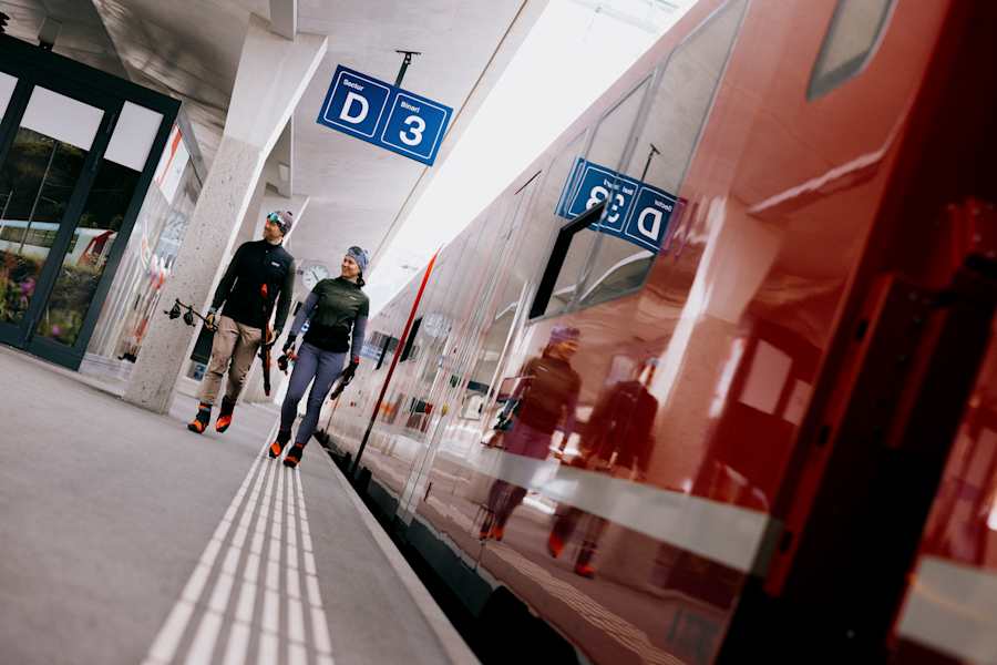 Der gut augebaute öffentloche Verkehr macht die Loipen-Safari möglich.