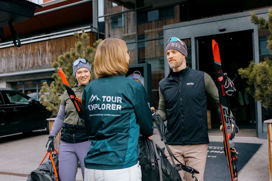 Genächtigt wird in Partner-Hotelbetrieben.