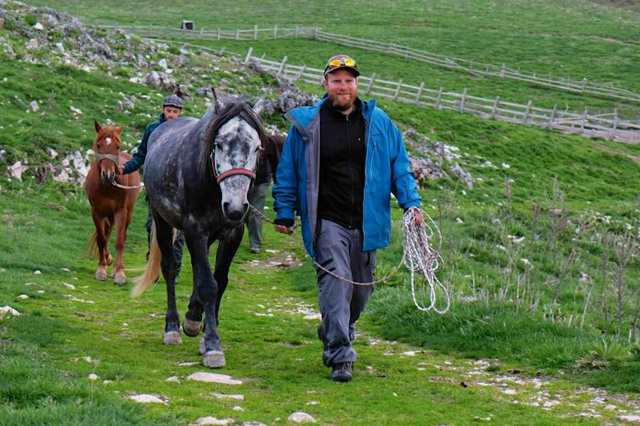 Die Entdeckung der Einsamkeit: Pferdereiten in Mazedonien